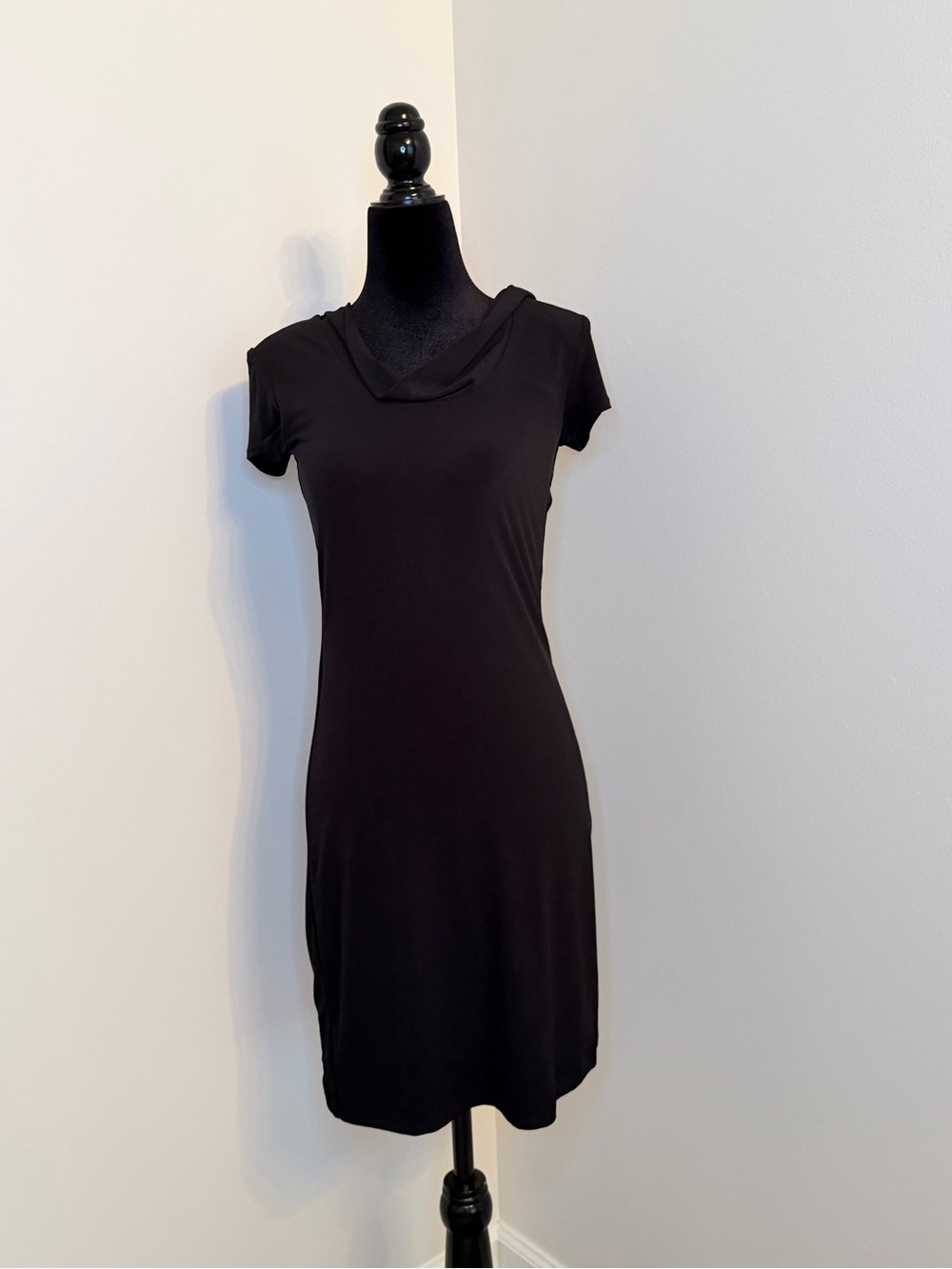 Philosophy Black Short-Sleeve Mini Dress